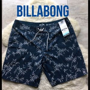Billabong Recycler Sundays Pro Boatdshort. B11